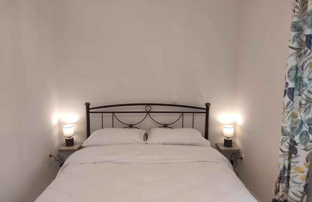 Gina'S Cozy Home-1