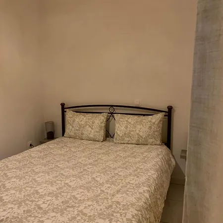 Gina'S Cozy Home-3